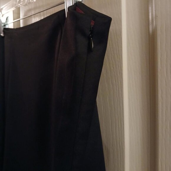 Black midi fit n flare midi skirt with side zipper size large - Picture 3 of 5